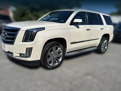 Used 2015 Cadillac Escalade Luxury