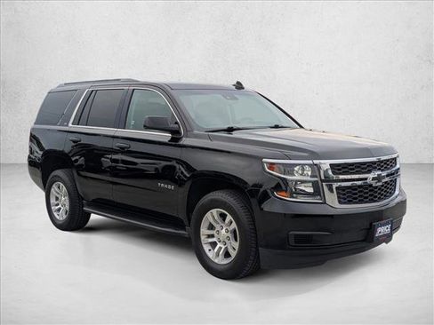 Used 2019 Chevrolet Tahoe LT image 3