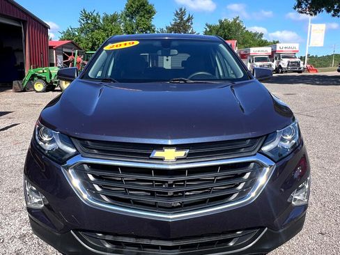 Used 2019 Chevrolet Equinox LT image 3