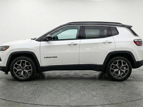Used 2025 Jeep Compass Limited AWD/4WD image 5