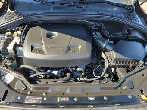 Used 2016 Volvo XC60 T6 Platinum w/ Climate Package image 36