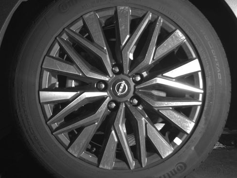 Used 2025 Nissan Altima 2.5 SV image 12