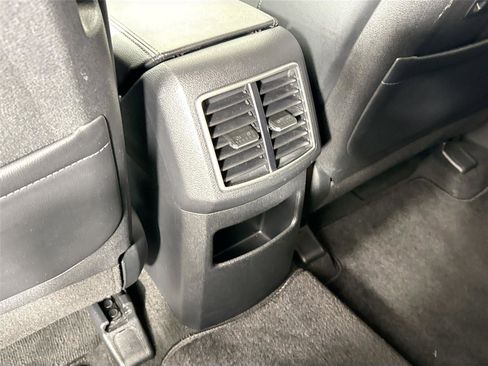 Used 2024 Kia Sportage EX FWD image 32
