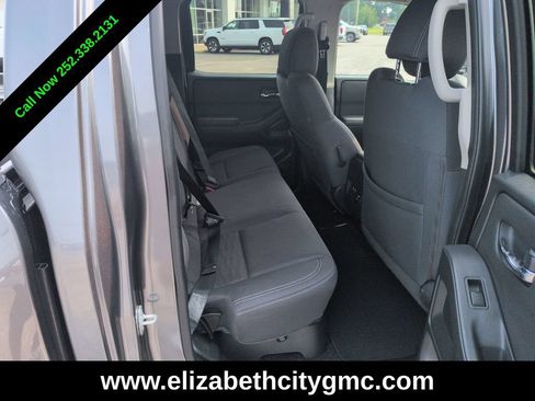 Used 2022 Nissan Frontier SV AWD/4WD image 18