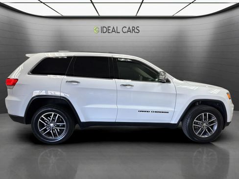 Used 2018 Jeep Grand Cherokee Limited AWD/4WD image 4