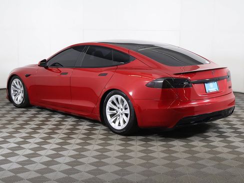 Used 2021 Tesla Model S Plaid image 12