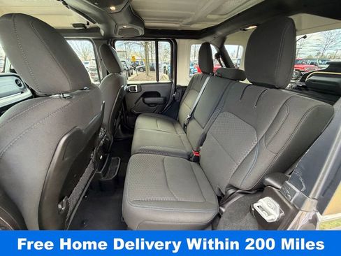 Used 2025 Jeep Wrangler Unlimited Rubicon 4xe w/ Convenience Group image 16