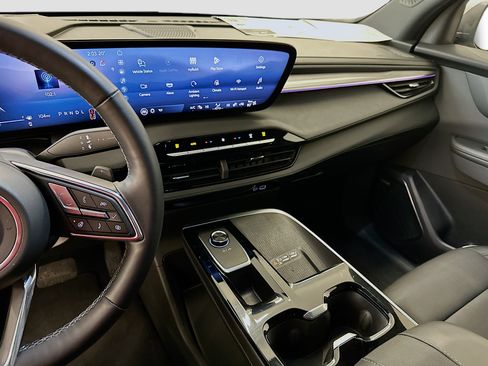 Used 2025 Buick Enclave Preferred image 26