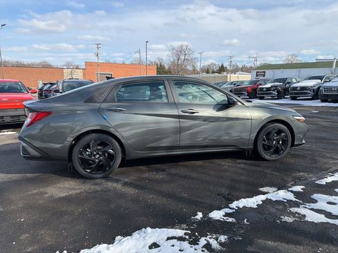New 2026 Hyundai Elantra Sport FWD image 8