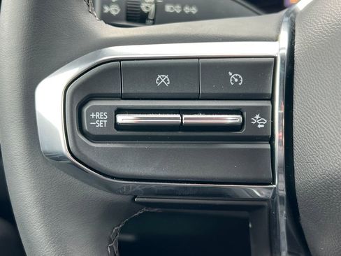 New 2024 GMC Canyon Elevation w/ Convenience Package RWD image 18