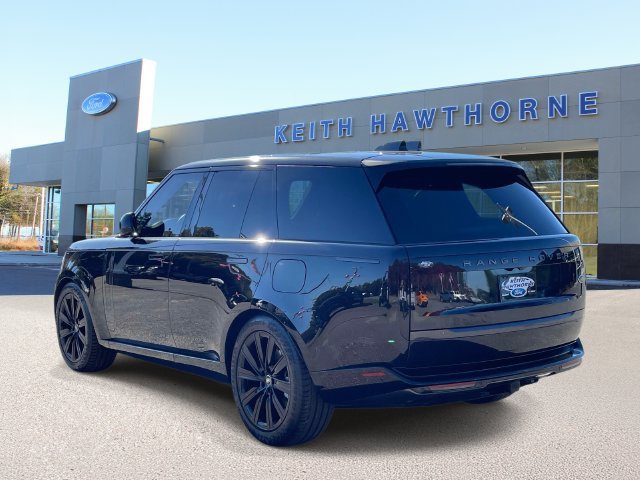 Used 2023 Land Rover Range Rover SE AWD/4WD image 4