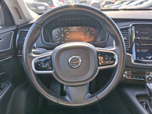 Used 2016 Volvo XC90 T6 Momentum w/ Momentum Plus Package image 12