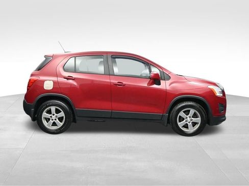 Used 2015 Chevrolet Trax LS AWD/4WD image 6