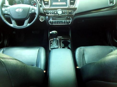 Used 2015 Kia Cadenza Premium FWD image 18