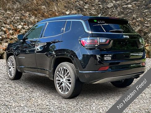 Used 2022 Jeep Compass Limited w/ Elite Group AWD/4WD image 11