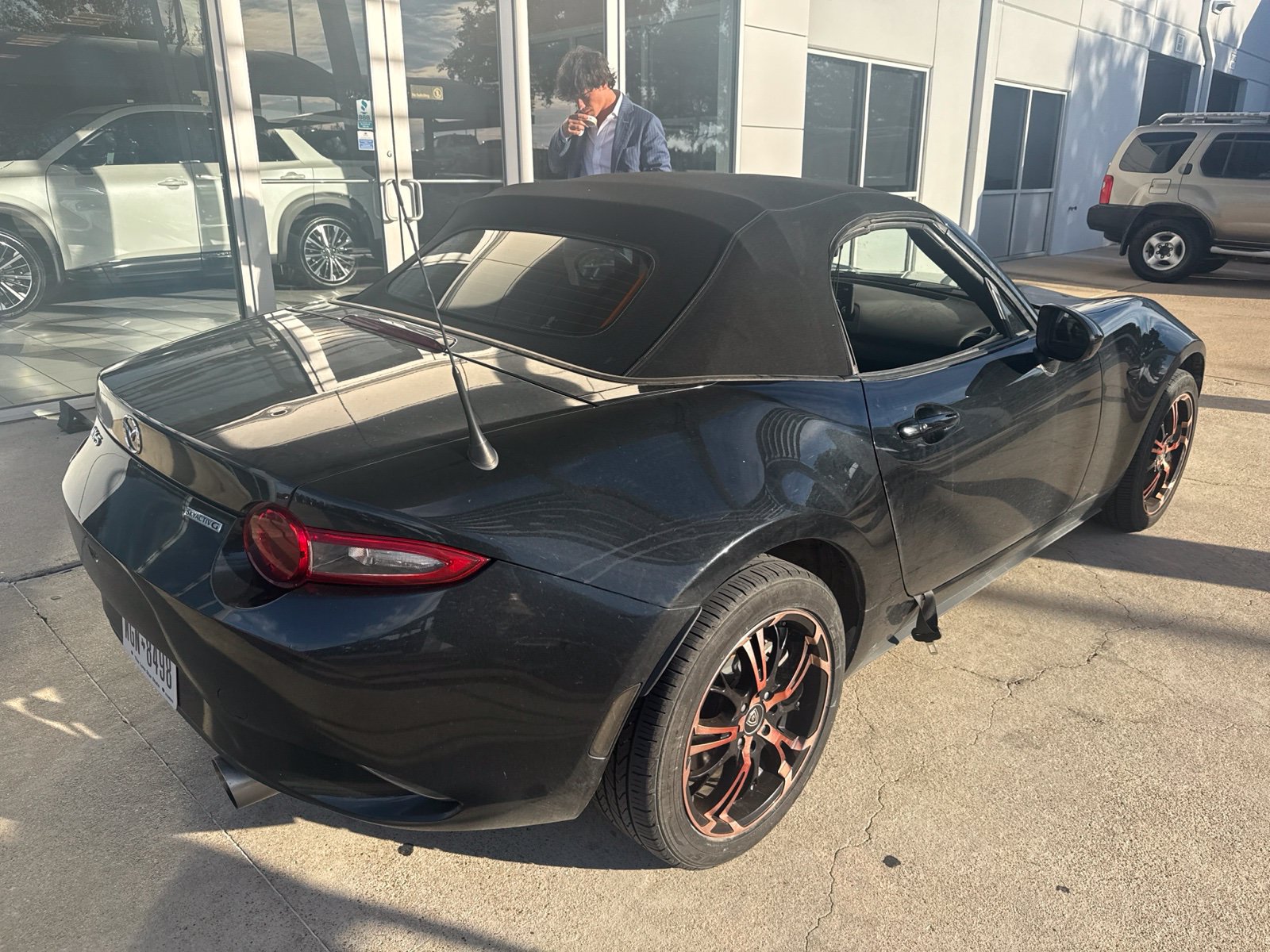 Used 2021 MAZDA MX-5 Miata Sport RWD image 5