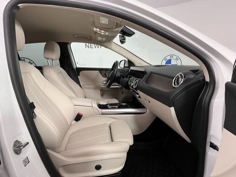 Used 2023 Mercedes-Benz GLA 250 4MATIC w/ Premium Package image 20