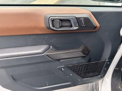 Used 2024 Ford Bronco Outer Banks w/ Sasquatch Package image 15