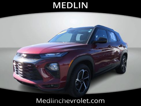 Used 2023 Chevrolet TrailBlazer RS w/ Sun and Liftgate Package image 4
