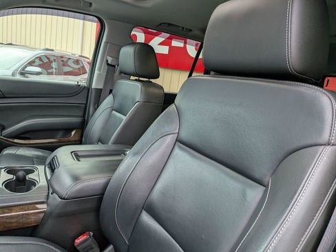 Used 2018 Chevrolet Tahoe LT image 13