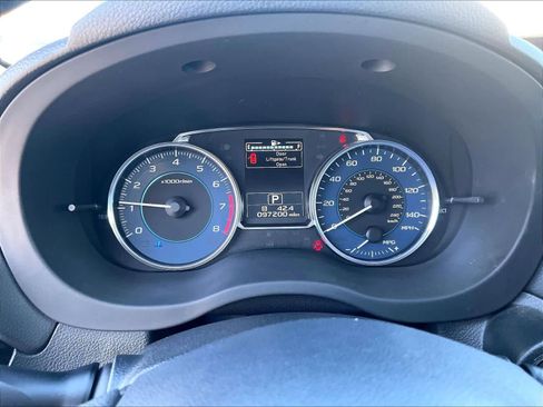 Used 2016 Subaru Crosstrek 2.0i Limited image 22