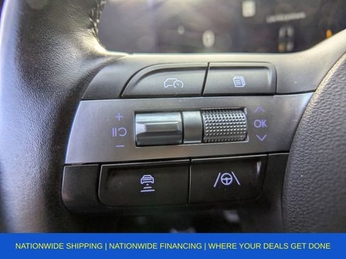 Used 2024 Hyundai Kona Limited image 33