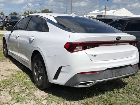 Used 2021 Kia K5 LX FWD image 7