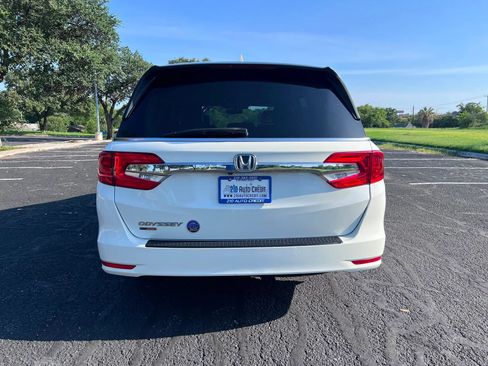 Used 2019 Honda Odyssey EX-L image 6