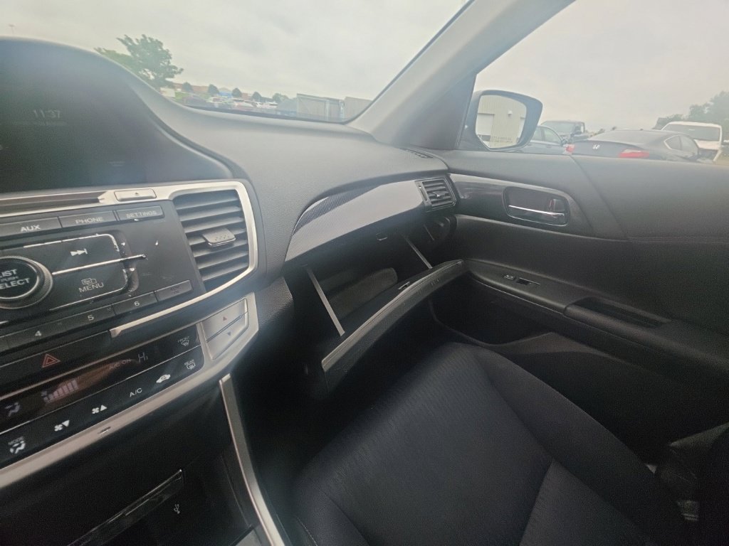 Used 2014 Honda Accord Sport image 22