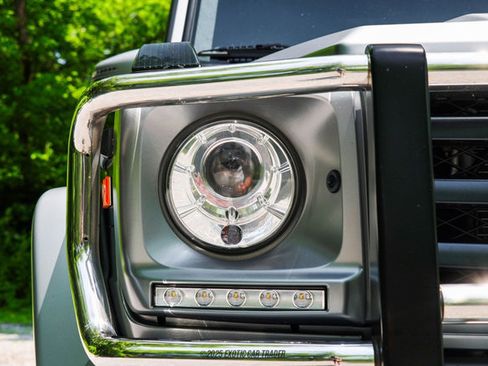 Used 2018 Mercedes-Benz G 550 image 90