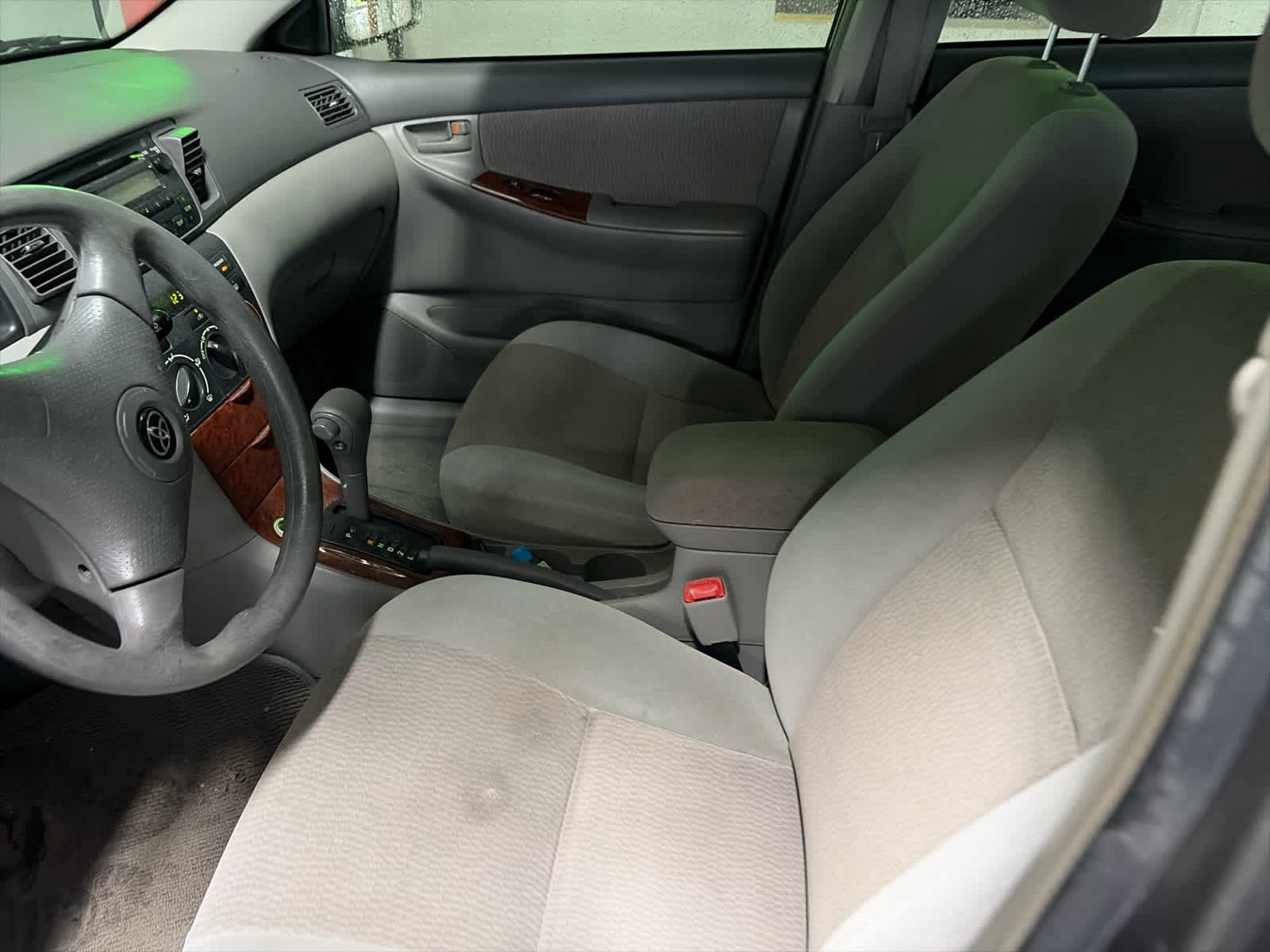 Used 2007 Toyota Corolla LE FWD image 6