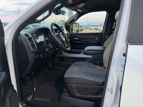 Used 2024 RAM 2500 Big Horn w/ Off Road Package image 9