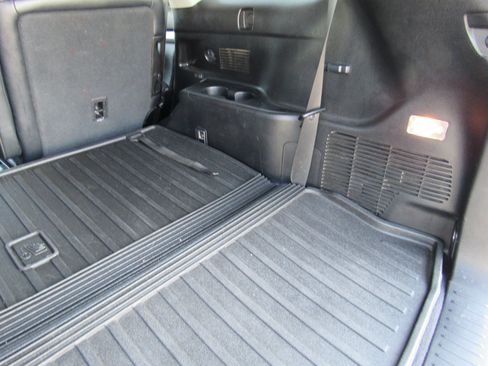 Used 2017 Toyota Highlander XLE w/ Carpet Mat Package AWD/4WD image 45