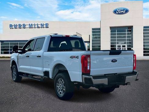 Used 2025 Ford F250 XLT AWD/4WD image 5