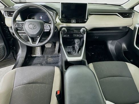 Used 2023 Toyota RAV4 XLE w/ Convenience Package image 15