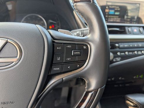 Used 2021 Lexus ES 350 w/ Premium Package FWD image 26