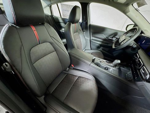New 2026 Nissan Sentra SR w/ SR Premium Package FWD image 28
