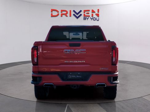Used 2021 GMC Sierra 1500 AT4 w/ AT4 Value Package image 4