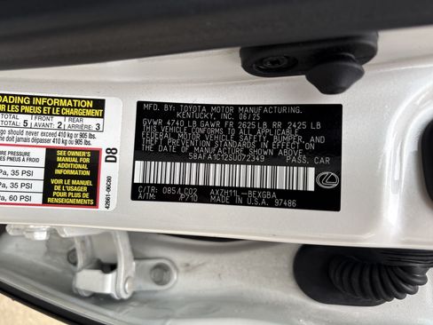Certified 2025 Lexus ES 300h Ultra Luxury w/ Accessory Package (Z1) FWD image 35