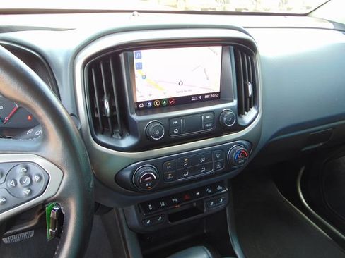 Used 2021 Chevrolet Colorado Z71 w/ Safety Package AWD/4WD image 12