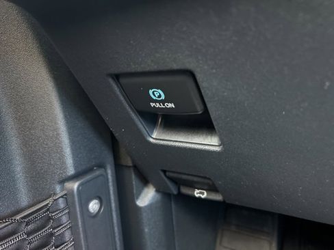 Used 2022 Ford Bronco Outer Banks image 19