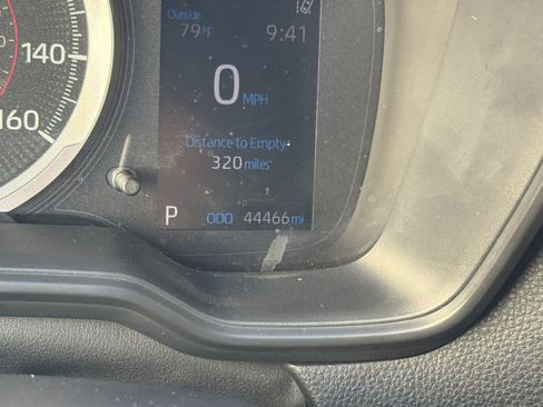 Used 2021 Toyota Corolla SE w/ SE Premium Package FWD image 27