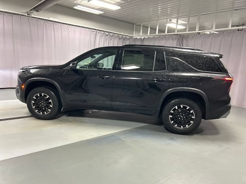 Used 2024 Chevrolet Traverse Z71 w/ LPO, Floor Liner Package AWD/4WD image 4