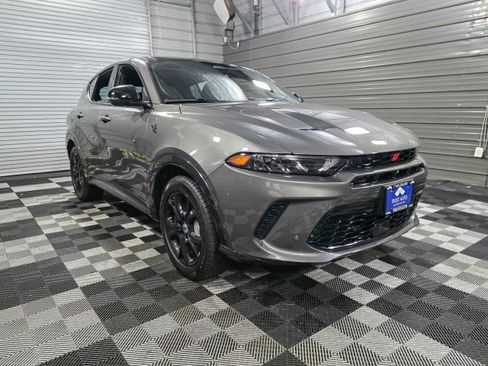 Used 2024 Dodge Hornet R/T Plus w/ Tech Pack Plus w/o Parking image 4