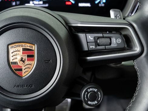 Used 2026 Porsche Cayenne S image 11