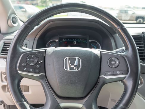 Used 2019 Honda Pilot EX-L image 10