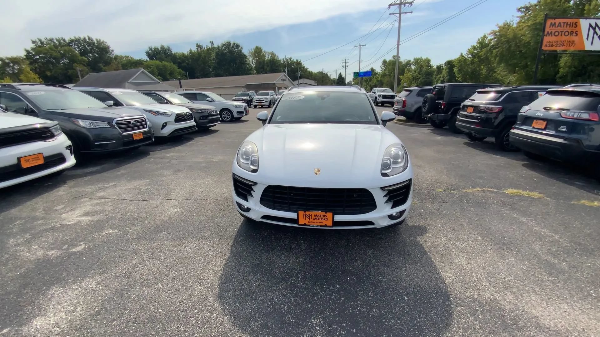 Used 2017 Porsche Macan S AWD/4WD image 3