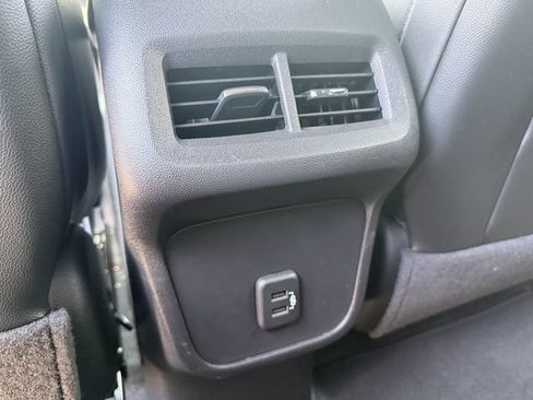 Used 2024 Chevrolet Equinox RS FWD image 8