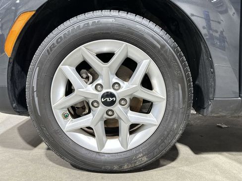 Used 2024 Kia Soul LX w/ Option Group 015 image 28