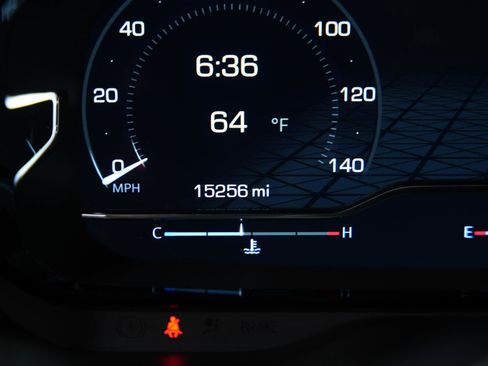 Used 2024 GMC Yukon Denali w/ Advanced Technology Package image 36